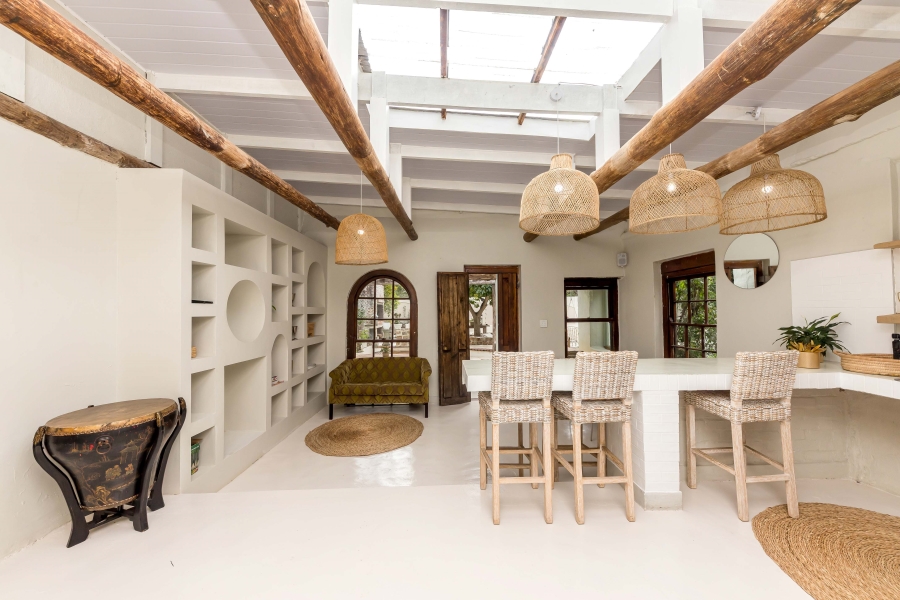 To Let 4 Bedroom Property for Rent in Overkloof Western Cape